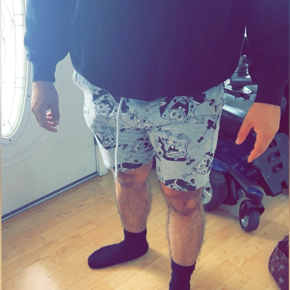 Shorts - Picture 3 of 3